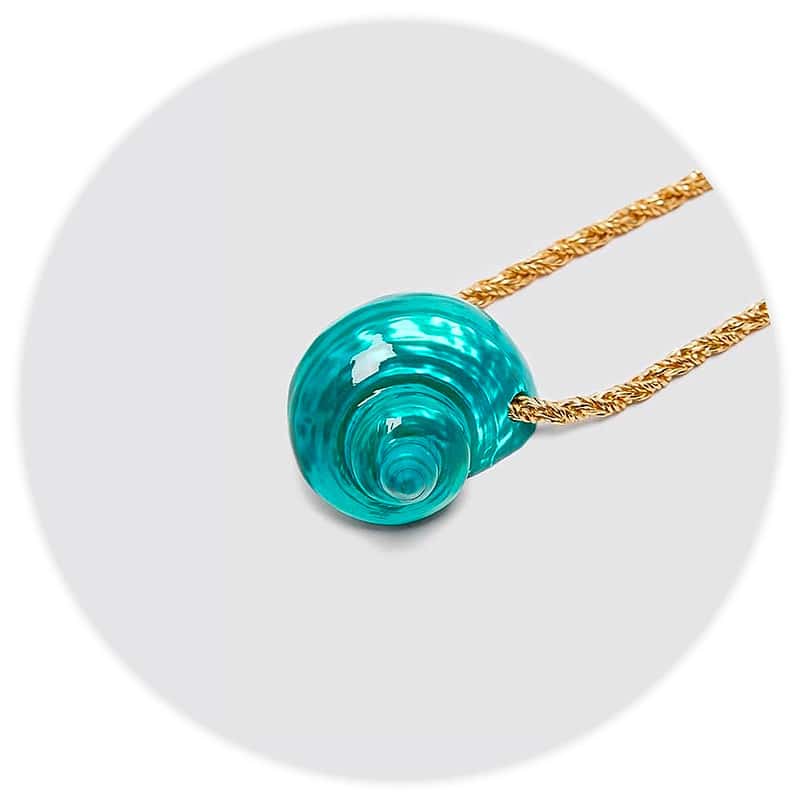 Collier Coquillage <br/> Turbo Vert