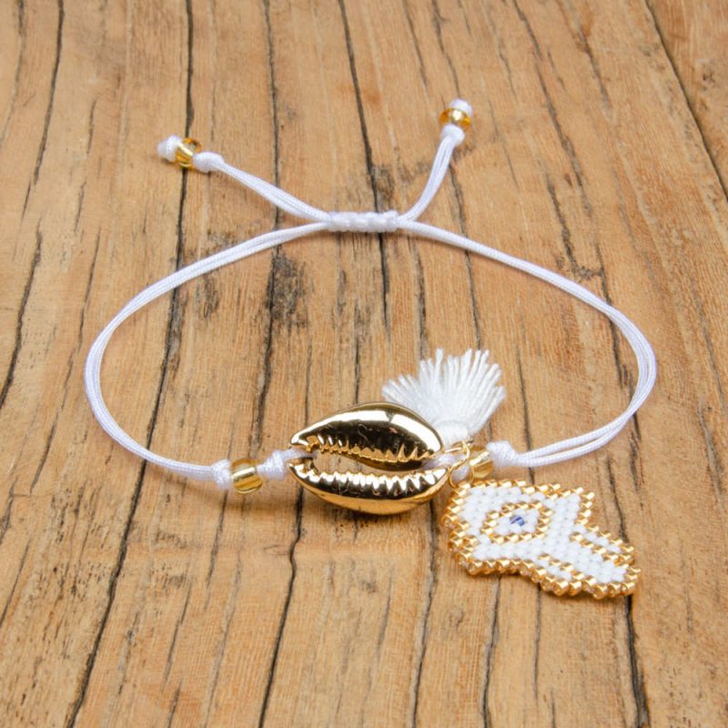 Bracelet Coquillage <br/>Cauri Doré Main de Fatma Blanc – Image 2