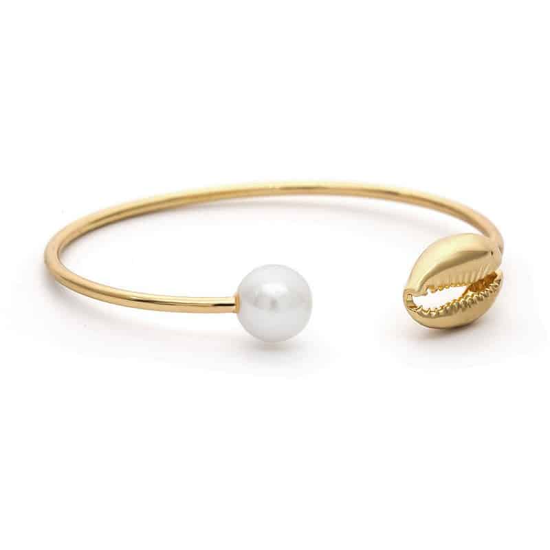 Bracelet Coquillage <br/> Cauri et Perle Blanche (Doré) – Image 3