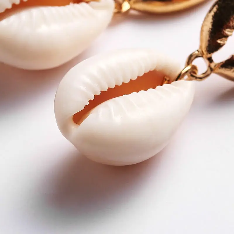 Boucles D'Oreilles Coquillages Cauri Blanc Et Doré – Image 4